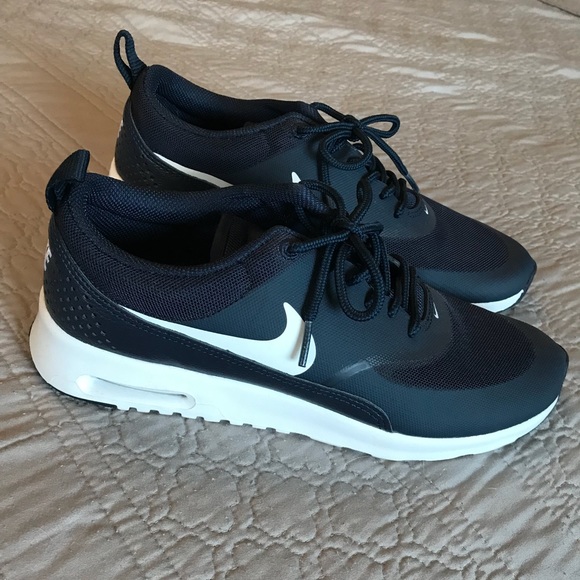 le scarpe nike donne 8 poshmark le scarpe nike donne 8 poshmark